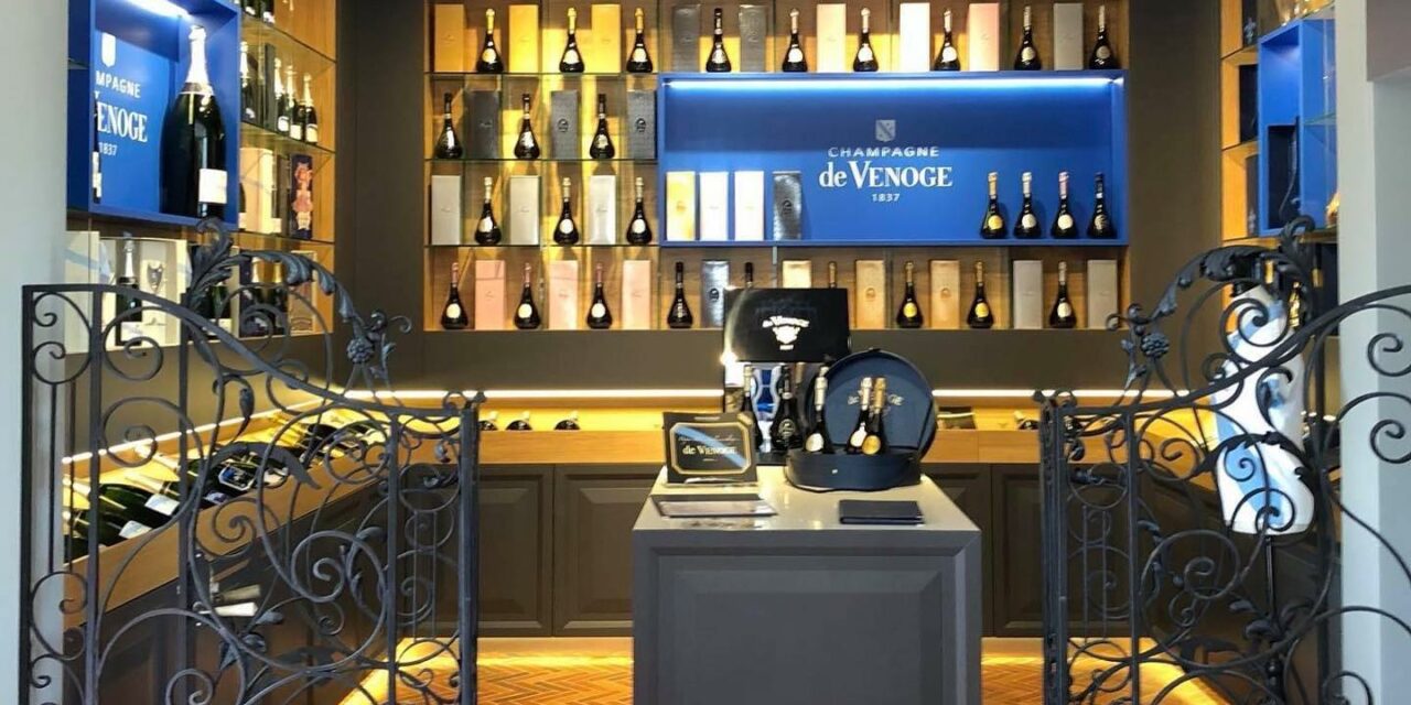 Epernay : L’Ecurie, le bar du Champagne De Venoge.