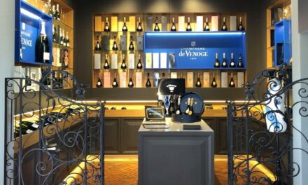 Epernay : L’Ecurie, le bar du Champagne De Venoge.