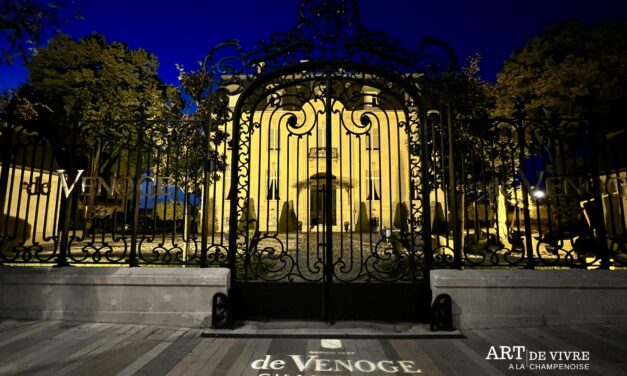 Épernay : Visite privée de la demeure du Champagne De Venoge et des Suites du 33