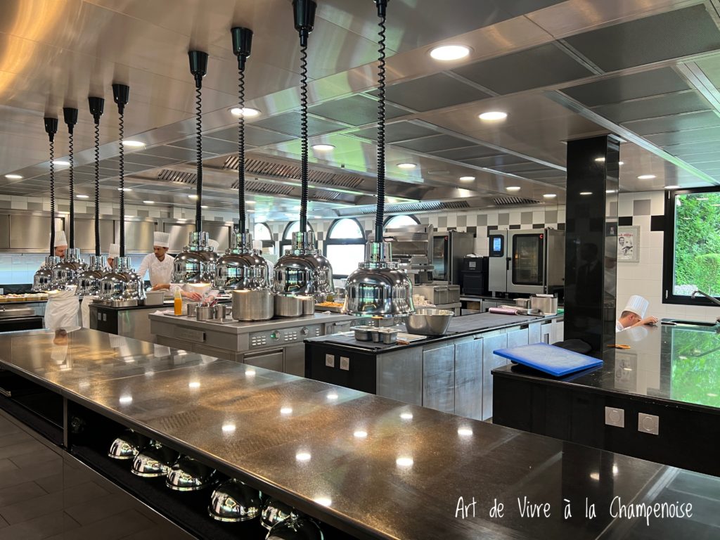 plan de travail de l'Assiette Champenoise Arnaud Lallement Chef 3 étoiles