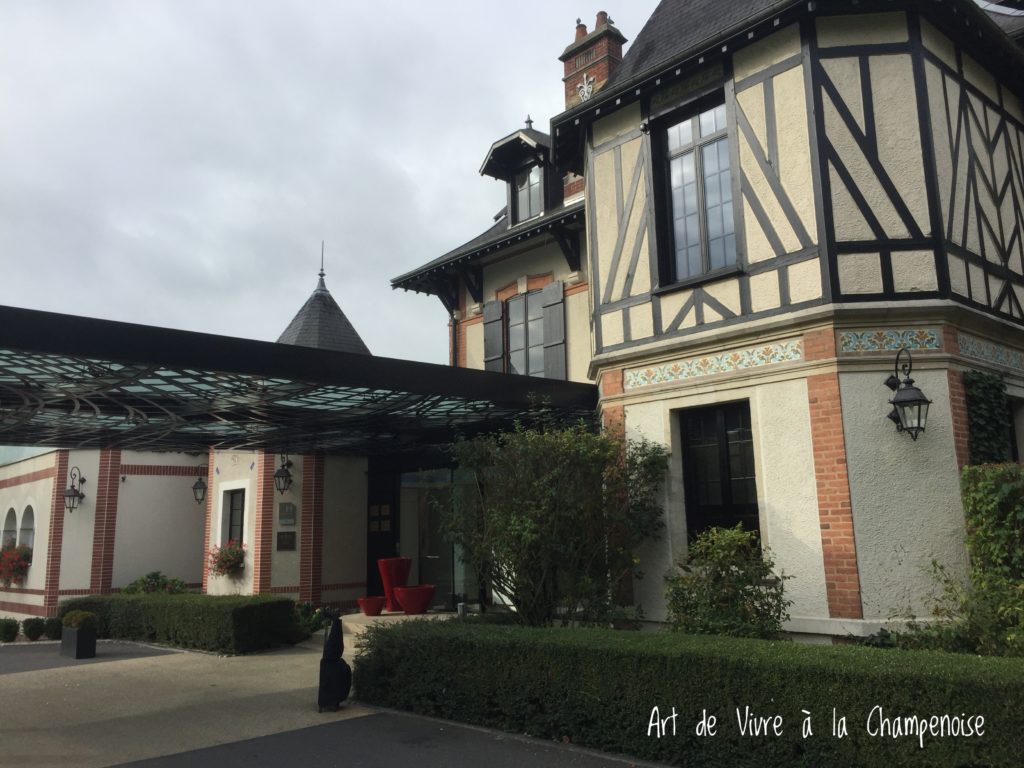 facade de l'Assiette Champenoise Arnaud Lallement Chef 3 étoiles