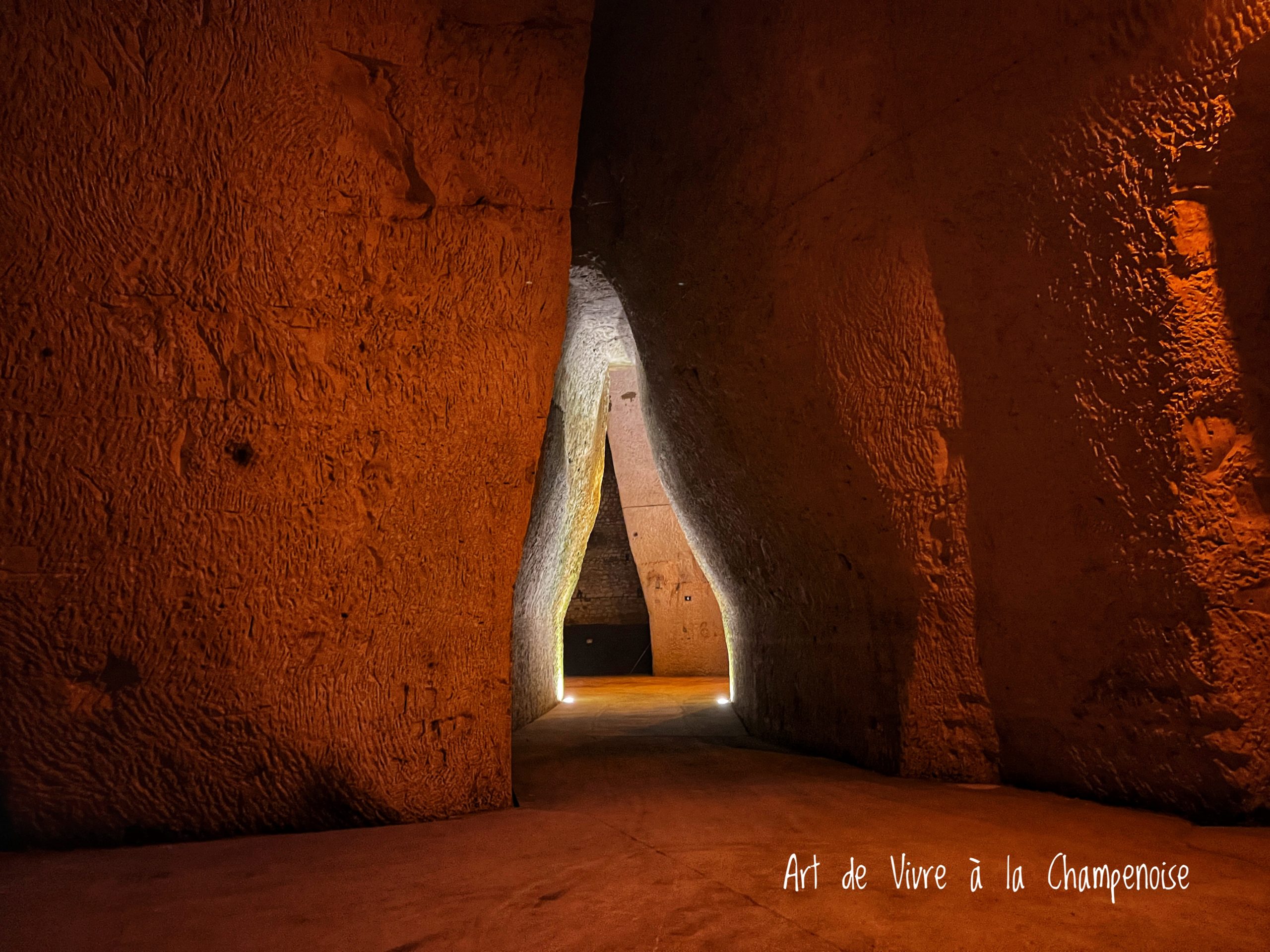 Reims : Dans le sous-sol de la butte Saint-Nicaise, les Caves du Champagne Charles Heidsieck