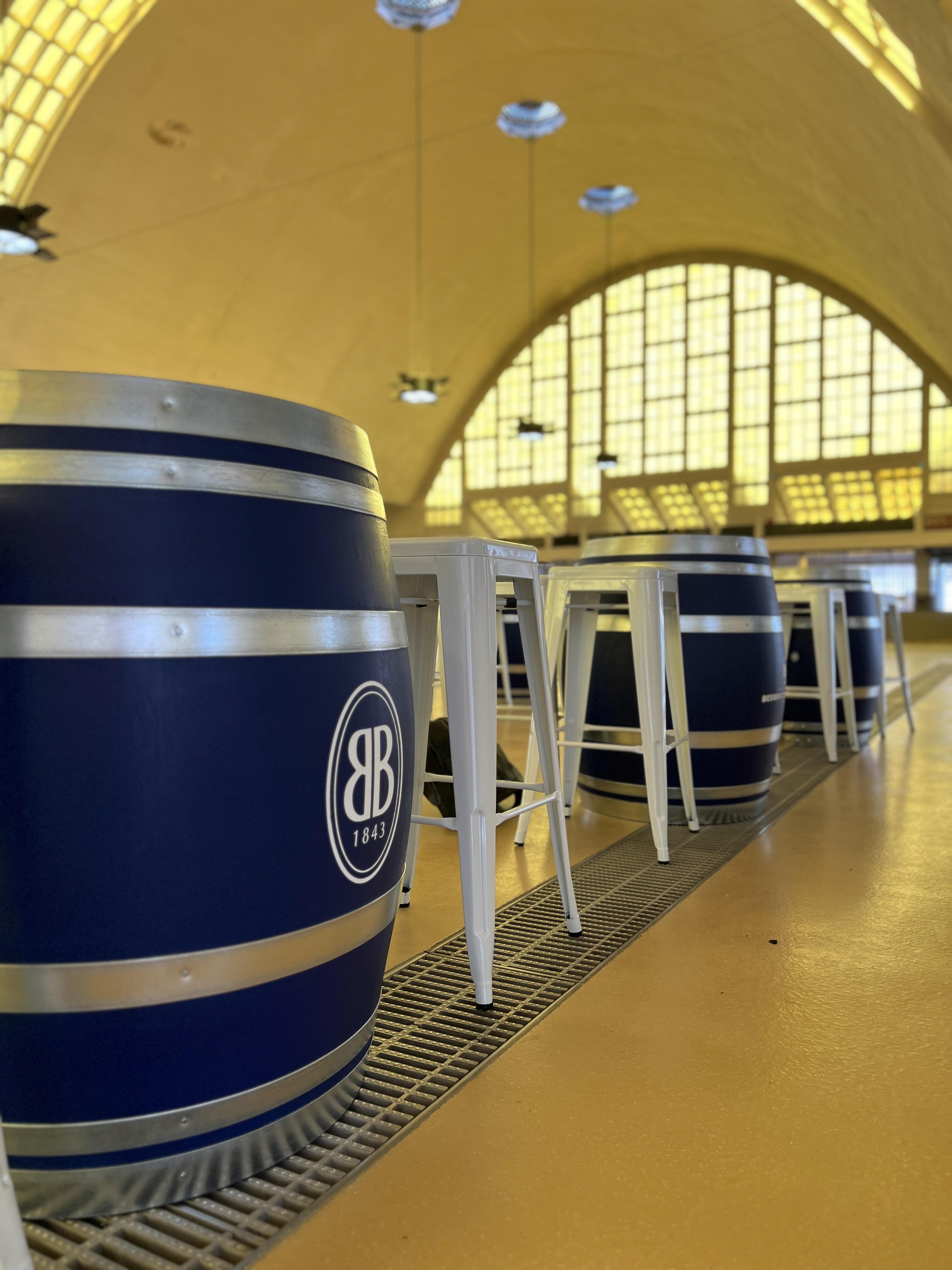 Reims : Les Halles du Boulingrin, Sacrée Marianne by L’Instant Champenois, un bar pas comme les autres