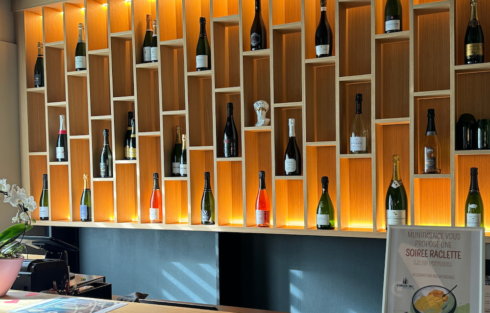 Chouilly : Munificence, le Bar à Champagne au coeur du village où il fait bon découvrir et partager