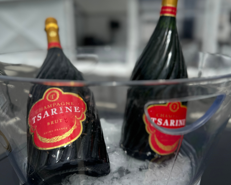 Tsarine fête ses 30 ans sous les étoiles à Reims