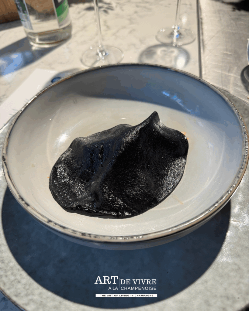 Verticale du Champagne Barfontarc à Reims : une lecture du temps, des terroirs et des millésimes, en présence de l’équipe de la Maison.