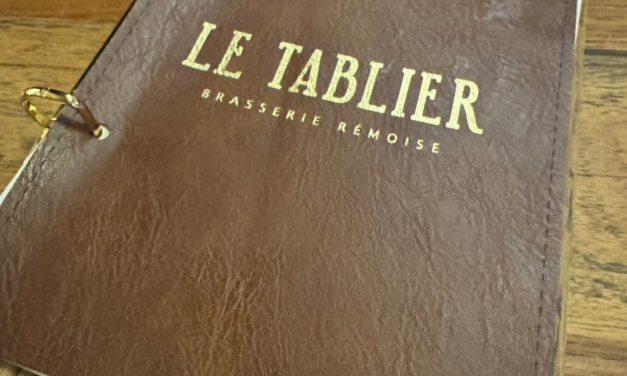 Le Tablier à Reims : une brasserie de caractère au cœur de la place d’Erlon