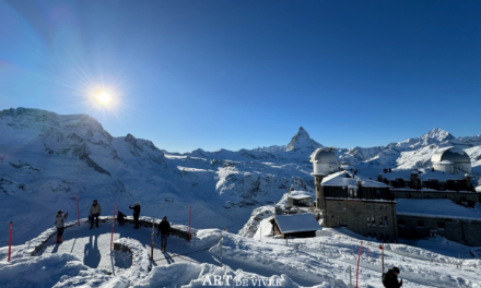 Zermatt : Champagne Laurent-Perrier face au Cervin