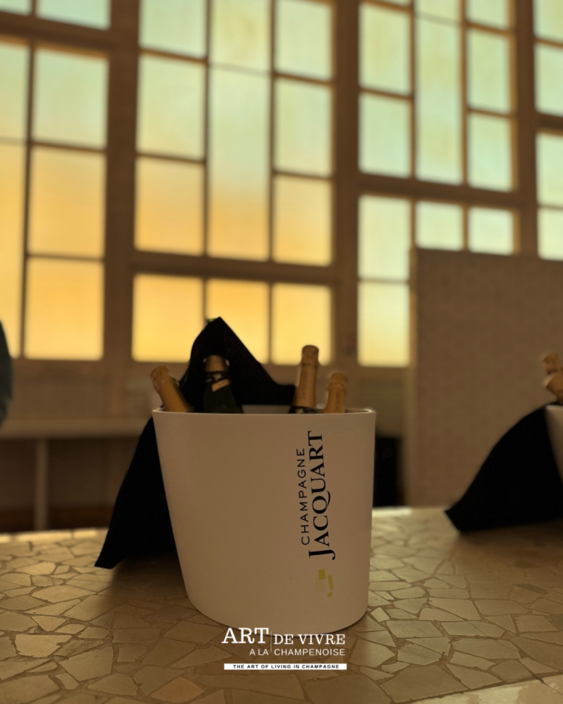Champagne Jacquart servi au brunch Reims