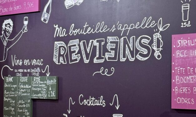 Ma Bouteille s’appelle Reviens à Reims : le bar à manger où convivialité, vin bio et esprit bohème se rencontrent