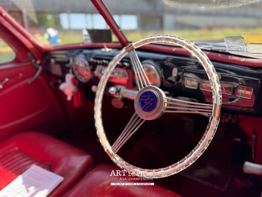 Intérieur Delahaye exposée en Champagne