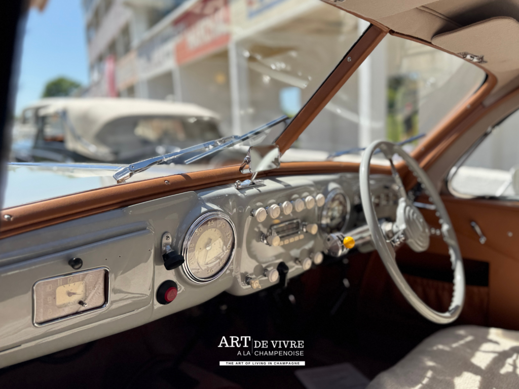 Détail chrome Delahaye ancienne