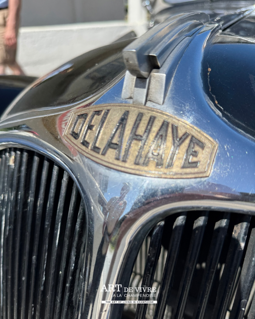 Calandre Delahaye photographiée à Reims