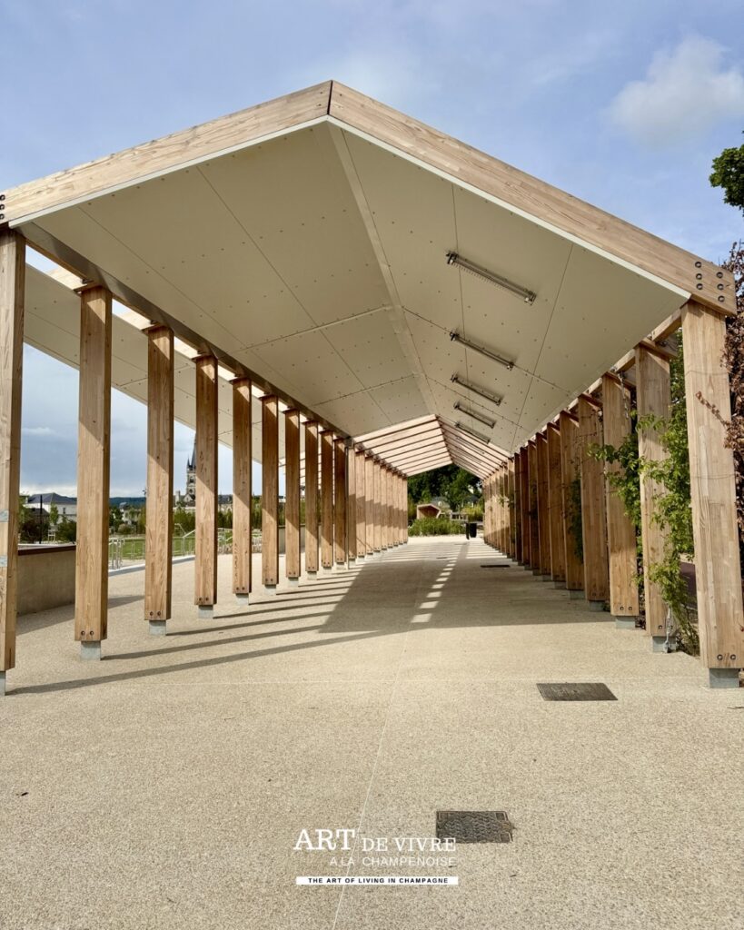 Construction bois Jard Épernay parc urbain esplanade Charles de Gaulle