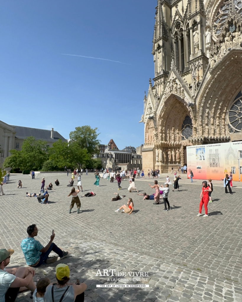 artistes et participants Slow Show Reims cathedrale