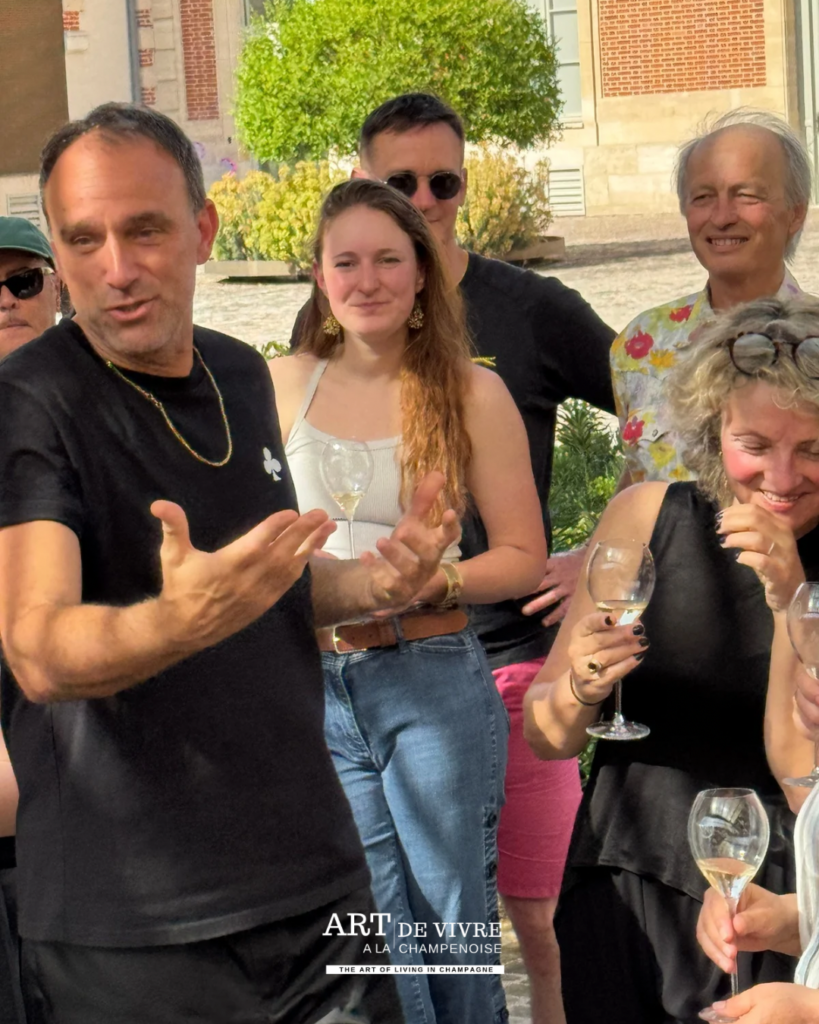 danseurs et organisateurs chez Louis Roederer