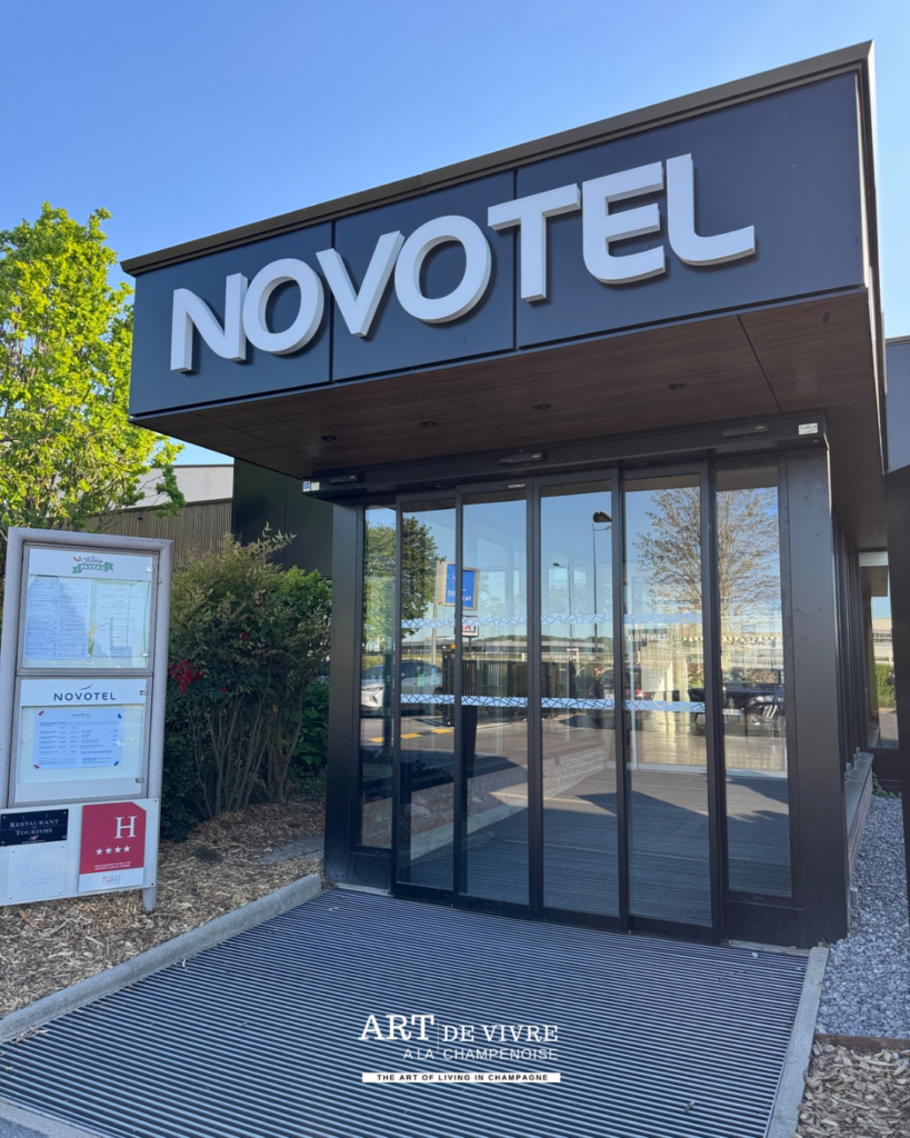 guinguette chez jacquotte novotel reims tinqueux piscine