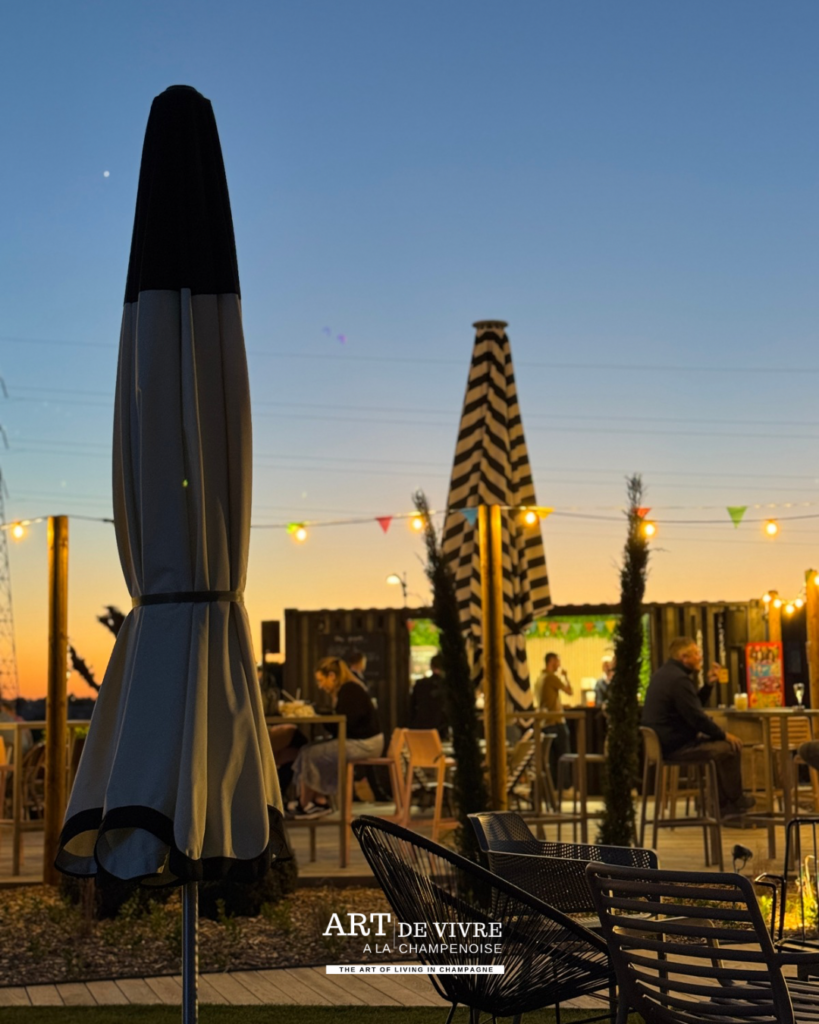 terrasse exterieure chez jacquotte reims ambiance soiree