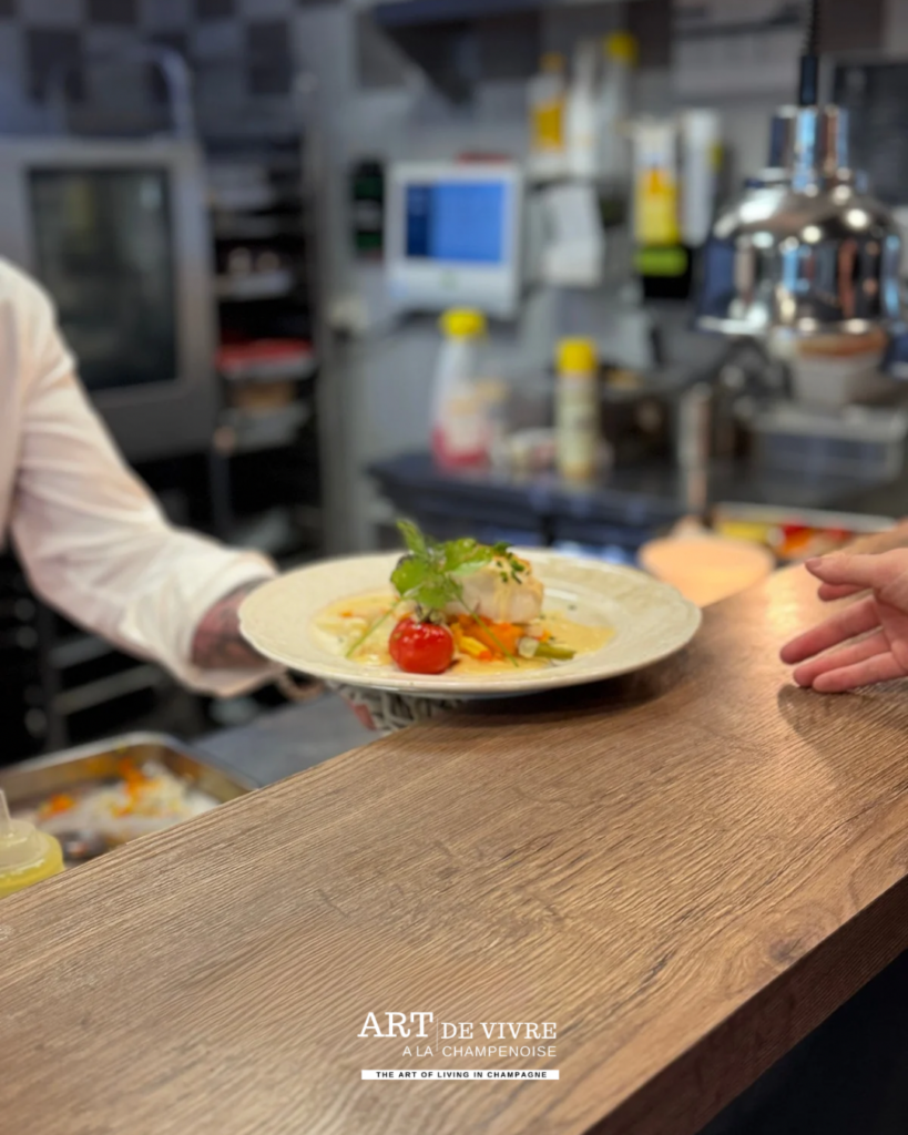 Plat principal Cabillaud La Table du 18 cuisine bistronomique Marne