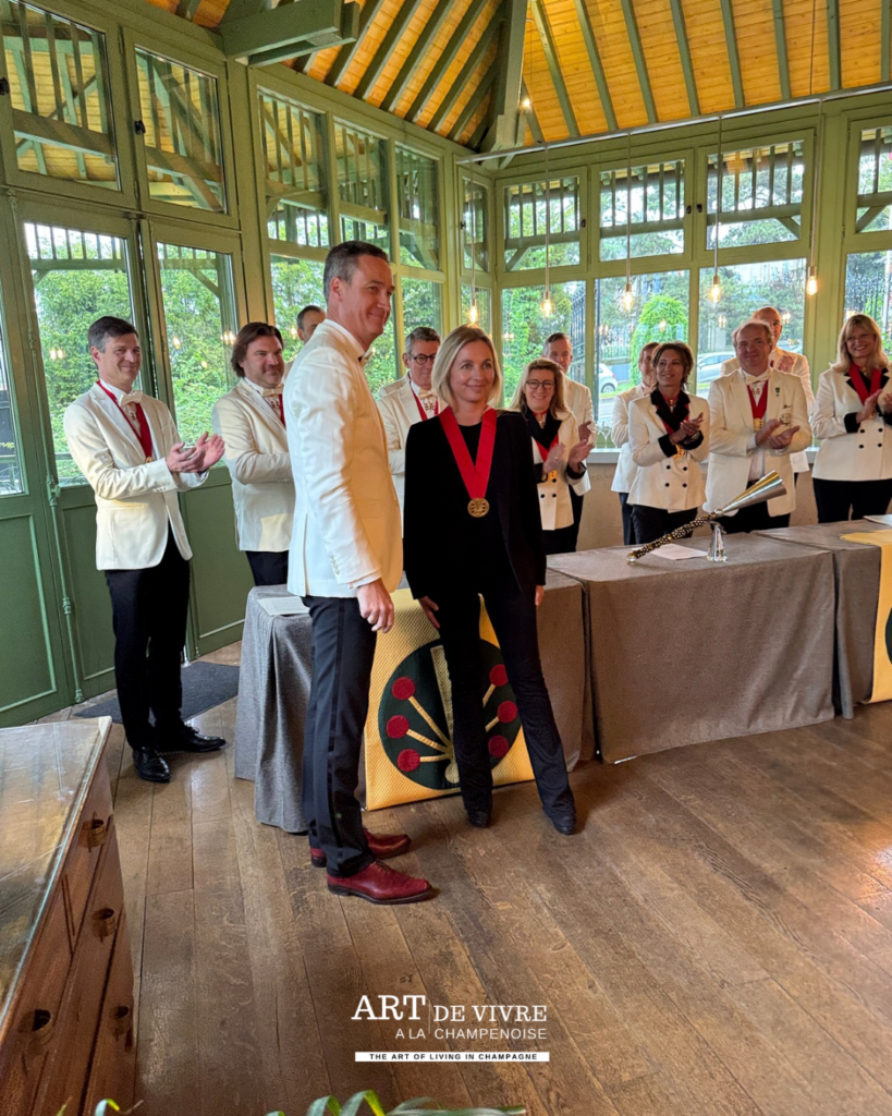 Maïlys Vranken lors de son entrée au Conseil de l’Ordre des Coteaux de Champagne à la Villa Demoiselle à Reims