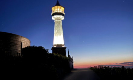 Le Phare de Verzenay la nuit : une expérience hors du temps au cœur des vignes de Champagne