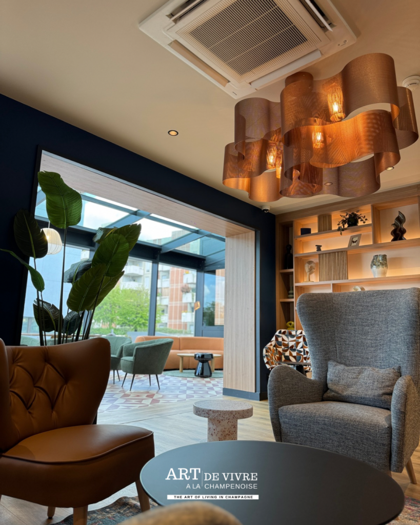 Design intérieur élégant dans le nouvel hôtel de Reims