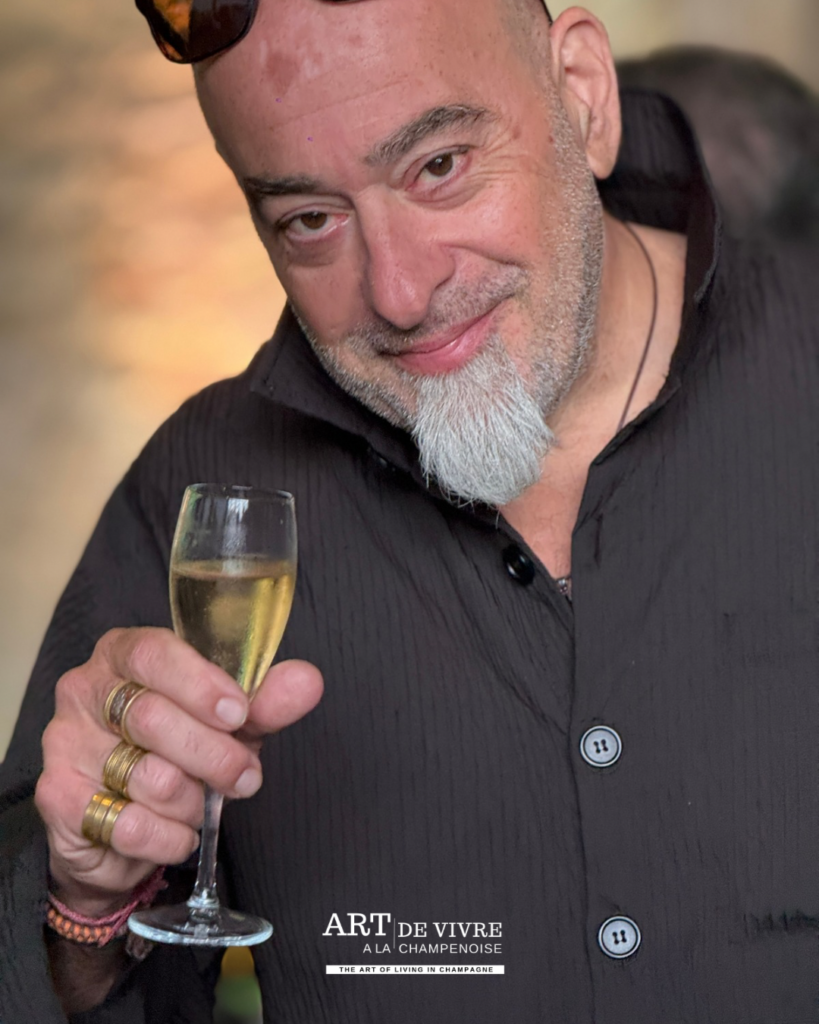 Stéphane Belmondo, parrain du festival, lors de la soirée Off à Hermonville