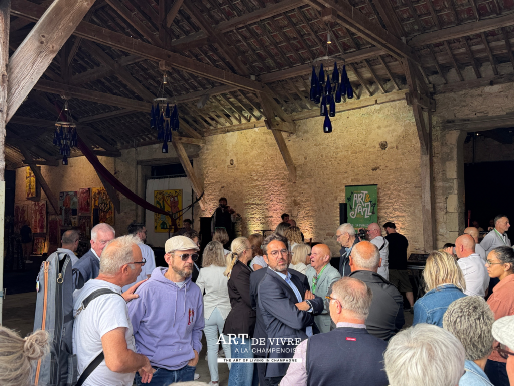Arnaud Robinet lors de l'inauguration d'Art & Jazz dans ma cour 2026