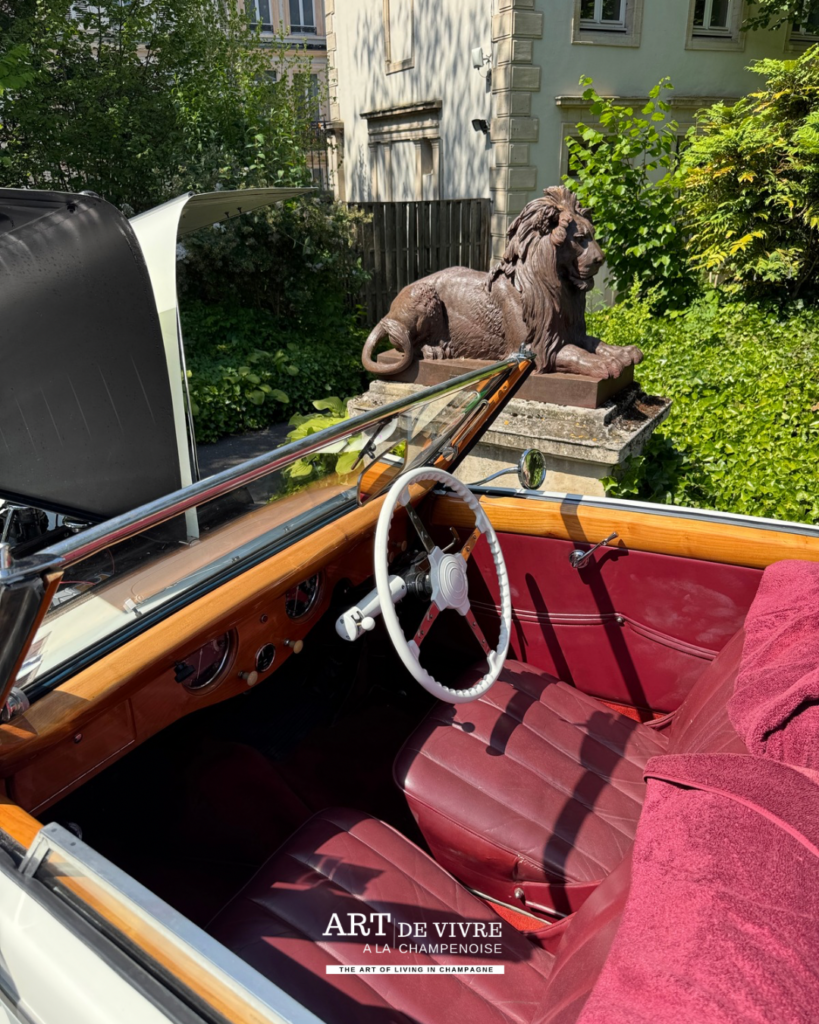 Détail intérieur d’une Delahaye de collection