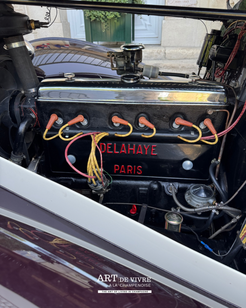 Détail moteur d’une Delahaye de collection