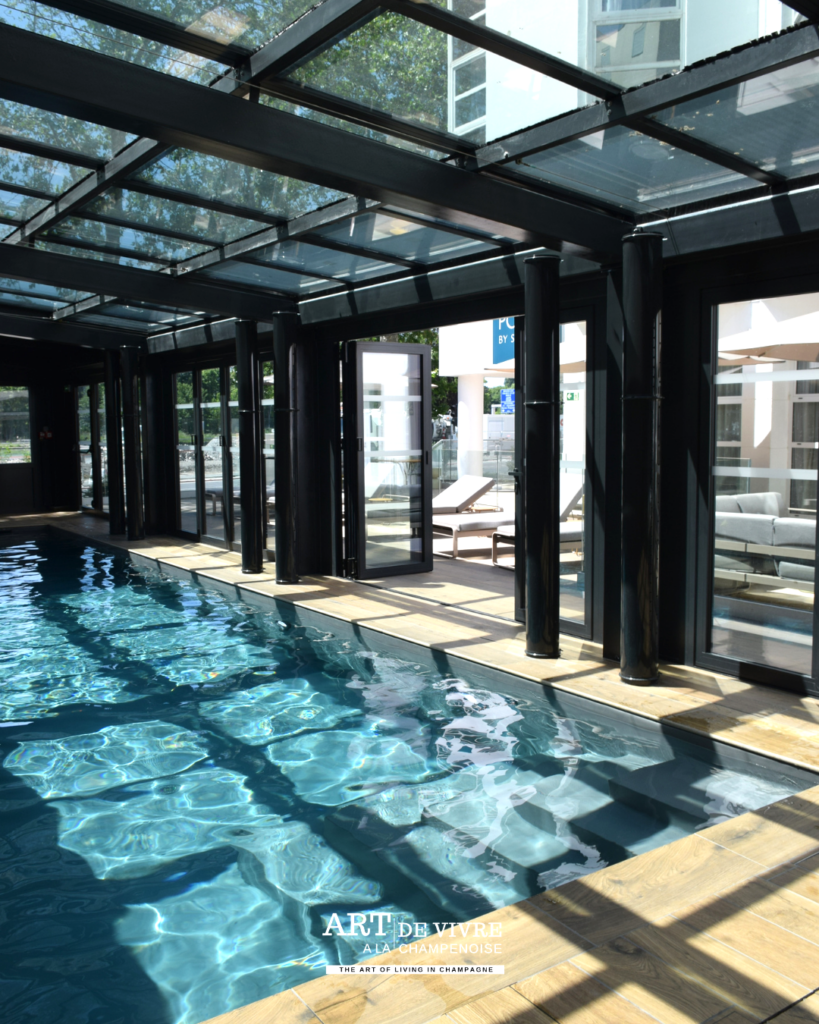 Piscine couverte du Four Points by Sheraton Reims Cathédrale