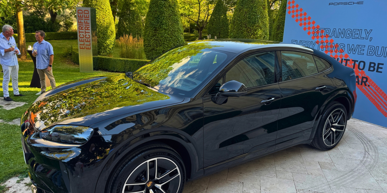 Le Porsche Cayenne Coupé Electric se dévoile à Reims chez Roederer