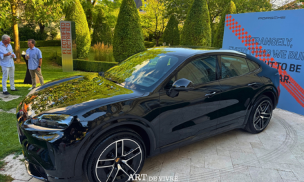 Le Porsche Cayenne Coupé Electric se dévoile à Reims chez Roederer