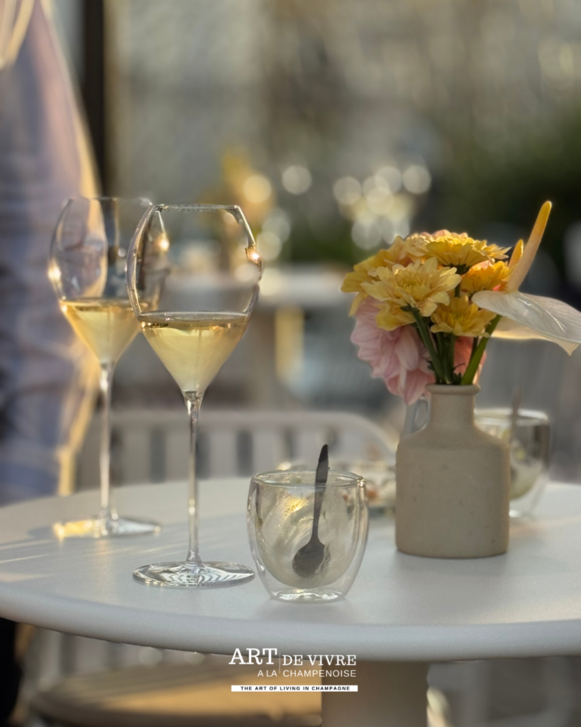 Détails de table pour la soirée anniversaire Louis Roederer