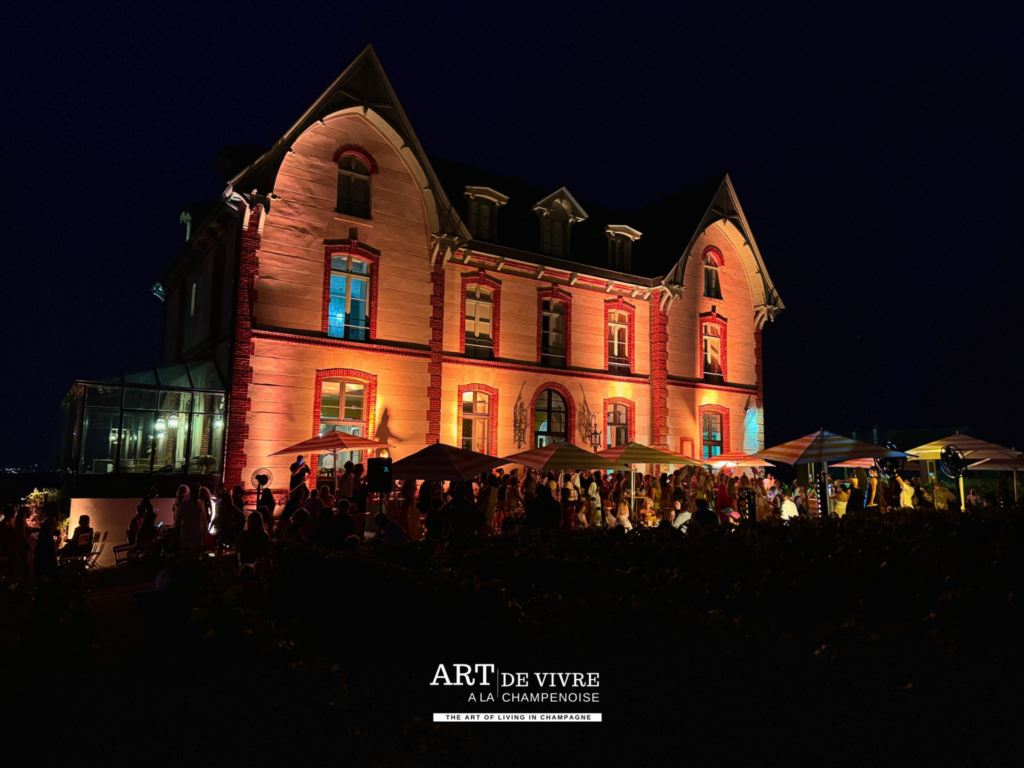 Château de Sacy de nuit pour Sacy Summer