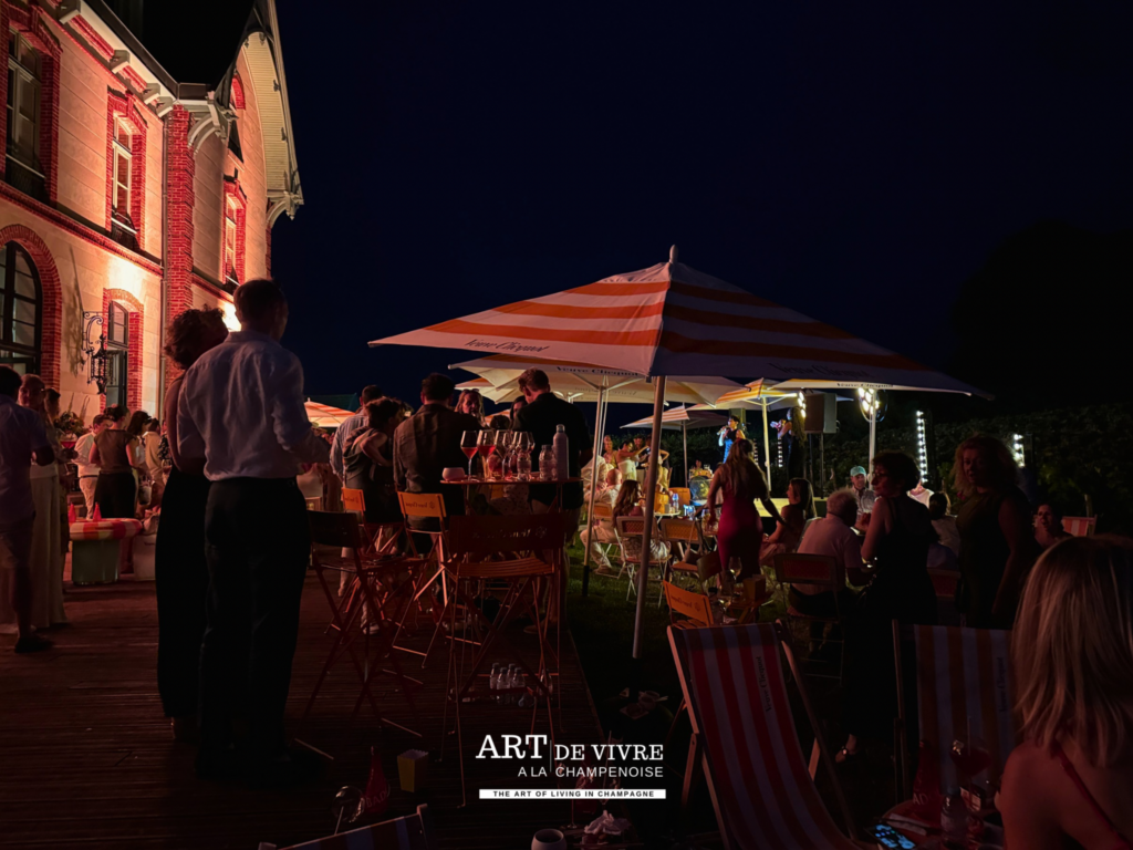 Terrasse de nuit du Château de Sacy pour Sacy Summer