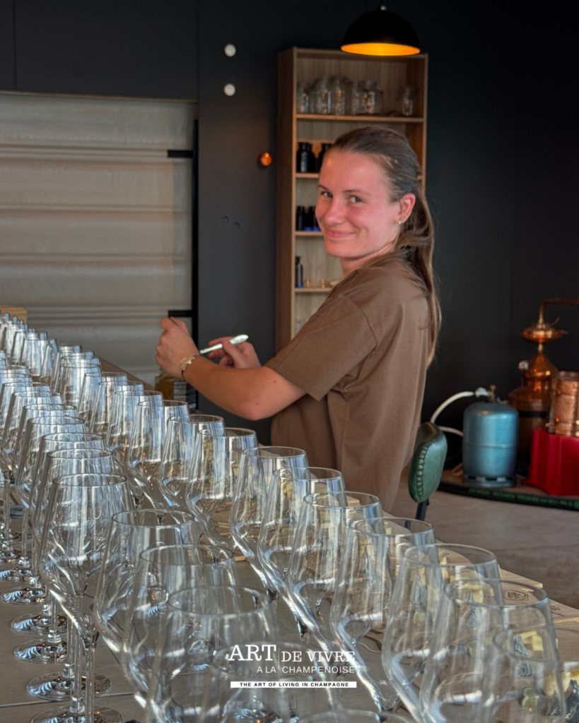Service champagne Calomène et Palobec, lieu d’expérimentation autour du vin et de la distillation