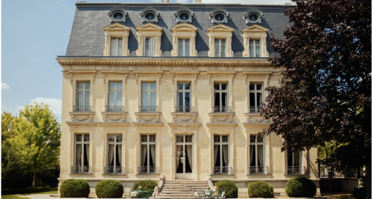 Bianca Bondi transforme l’Hôtel Particulier Louis Roederer : une expérience artistique exceptionnelle pour les 250 ans de la Maison