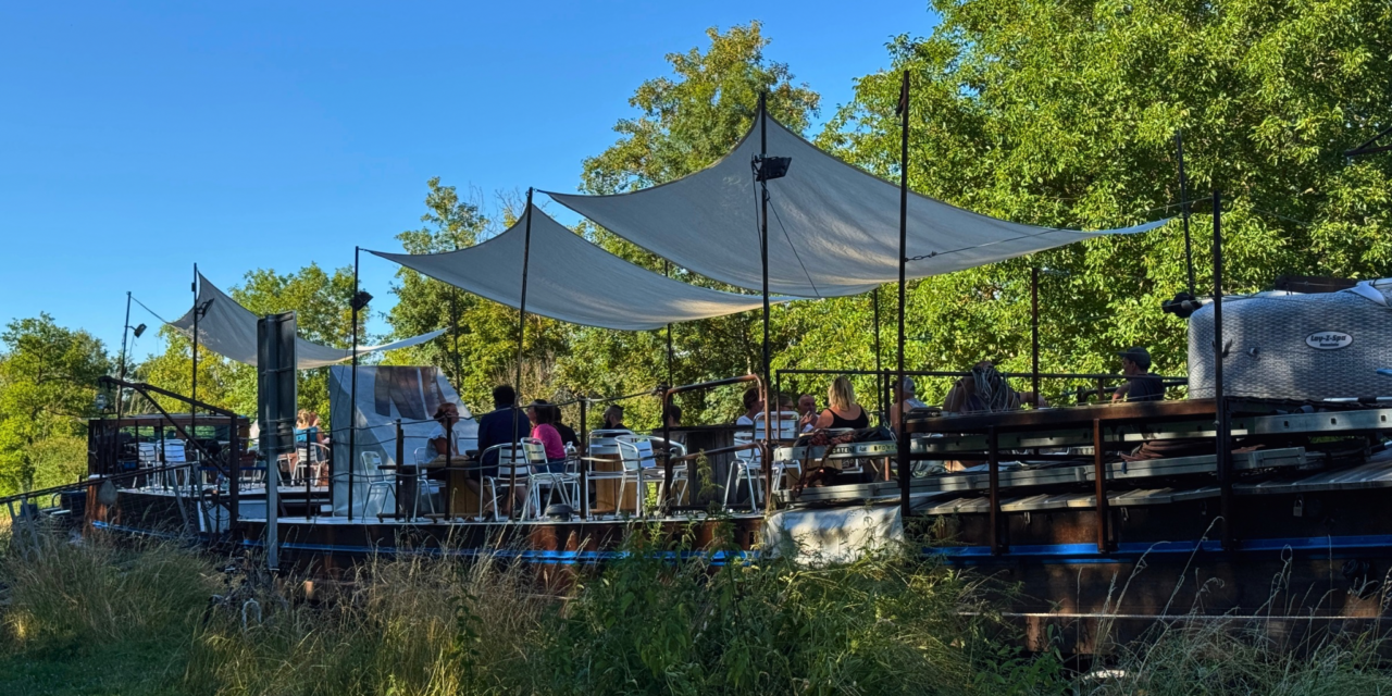 Night & Day à Sillery : une péniche pour se retrouver au bord du canal