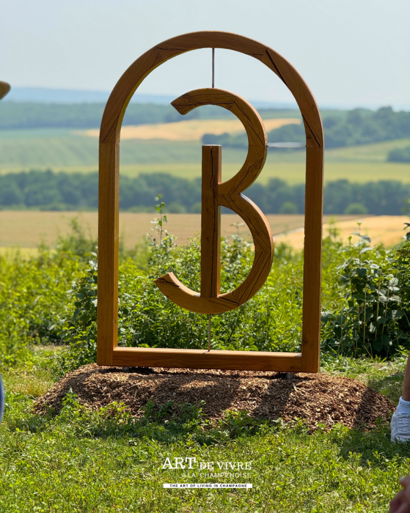 Sigle Champagne de Barfontarc sur l'Aire de pique-nique aménagée