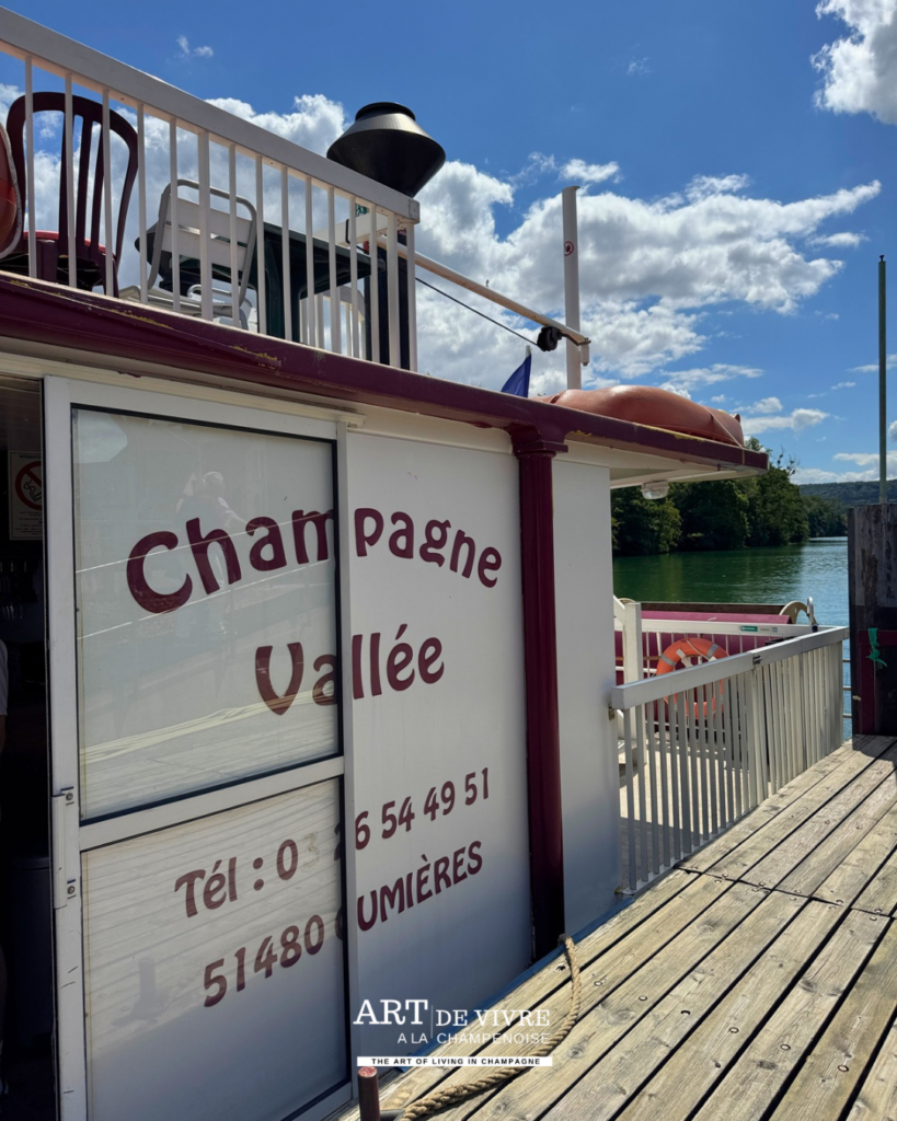 Bateau Champagne Vallée à Cumières sur la Marne 2
