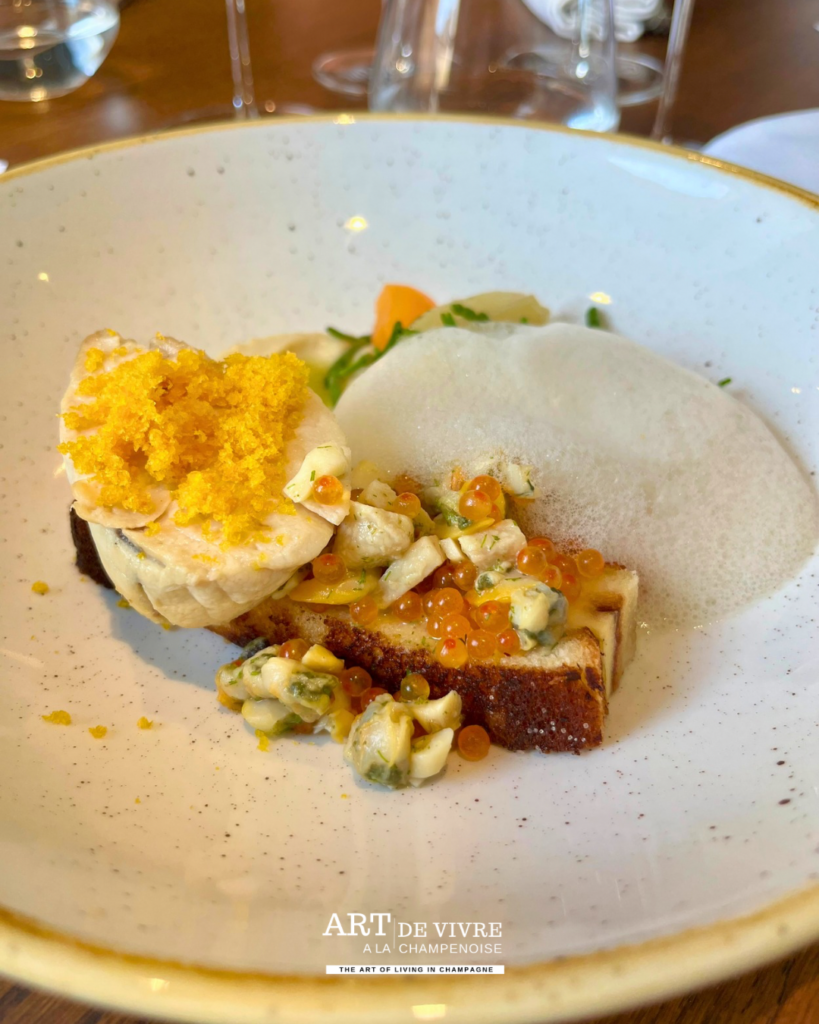 Assiette de ris de veau en entrée au restaurant Attis du chef Benoît Mérot