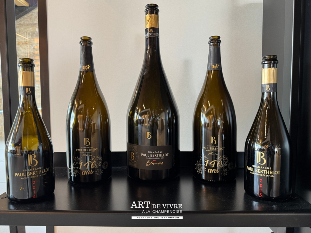 Gamme anniversaire Cuvées Blason des champagnes Paul Berthelot à Pierry