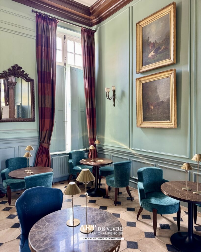 Salon entrée du Château d’Étoges dans la Marne