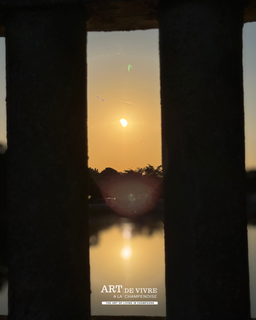 éclipse solaire observée depuis le pont de Sillery