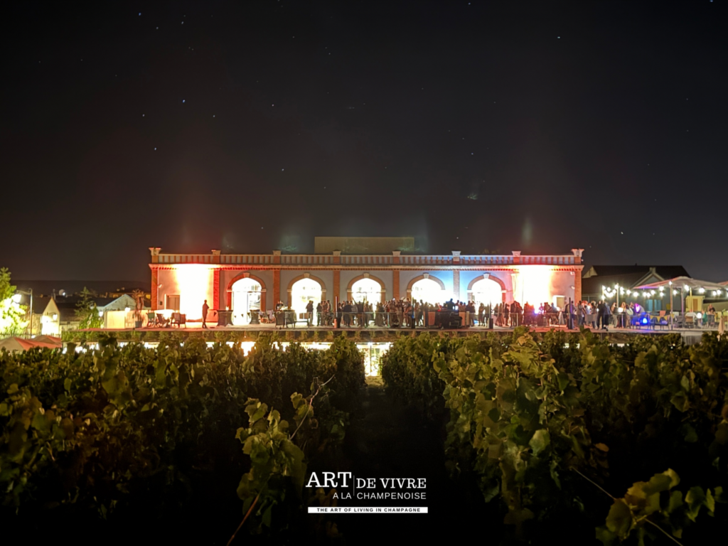 Vue générale de la soirée organisée à Pressoria