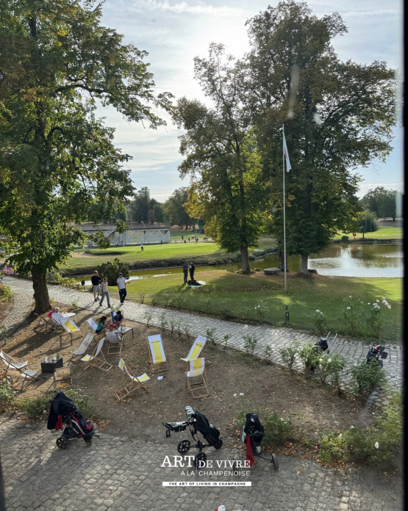Saces sur la Terrasse du 1928 au Golf de Reims à Gueux