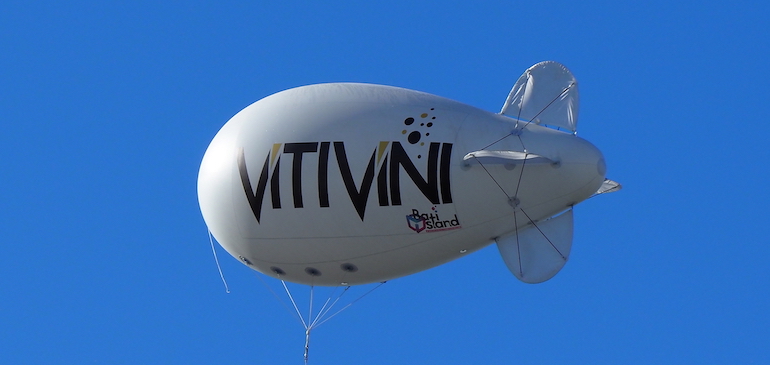 Le ballon au dessus du salon viti vini