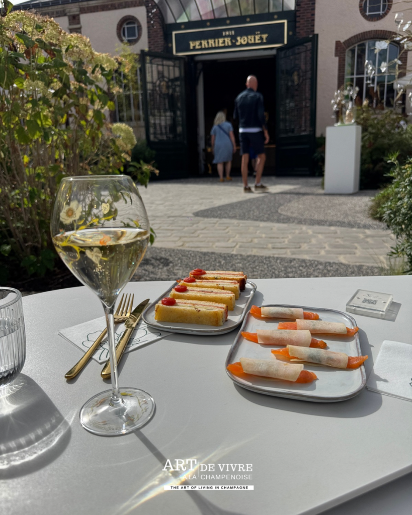 Croque et saumon du Cellier chez Perrier-Jouët à Épernay