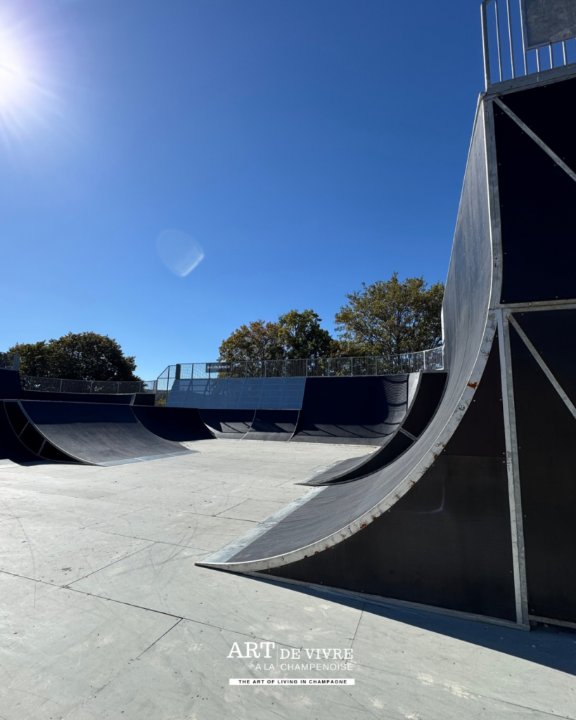 Installations de BMX et pumptrack à La Farm à la Neuville près de Reims